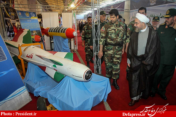 بازدید روحانی از نمایشگاه  وزارت دفاع (عکس)